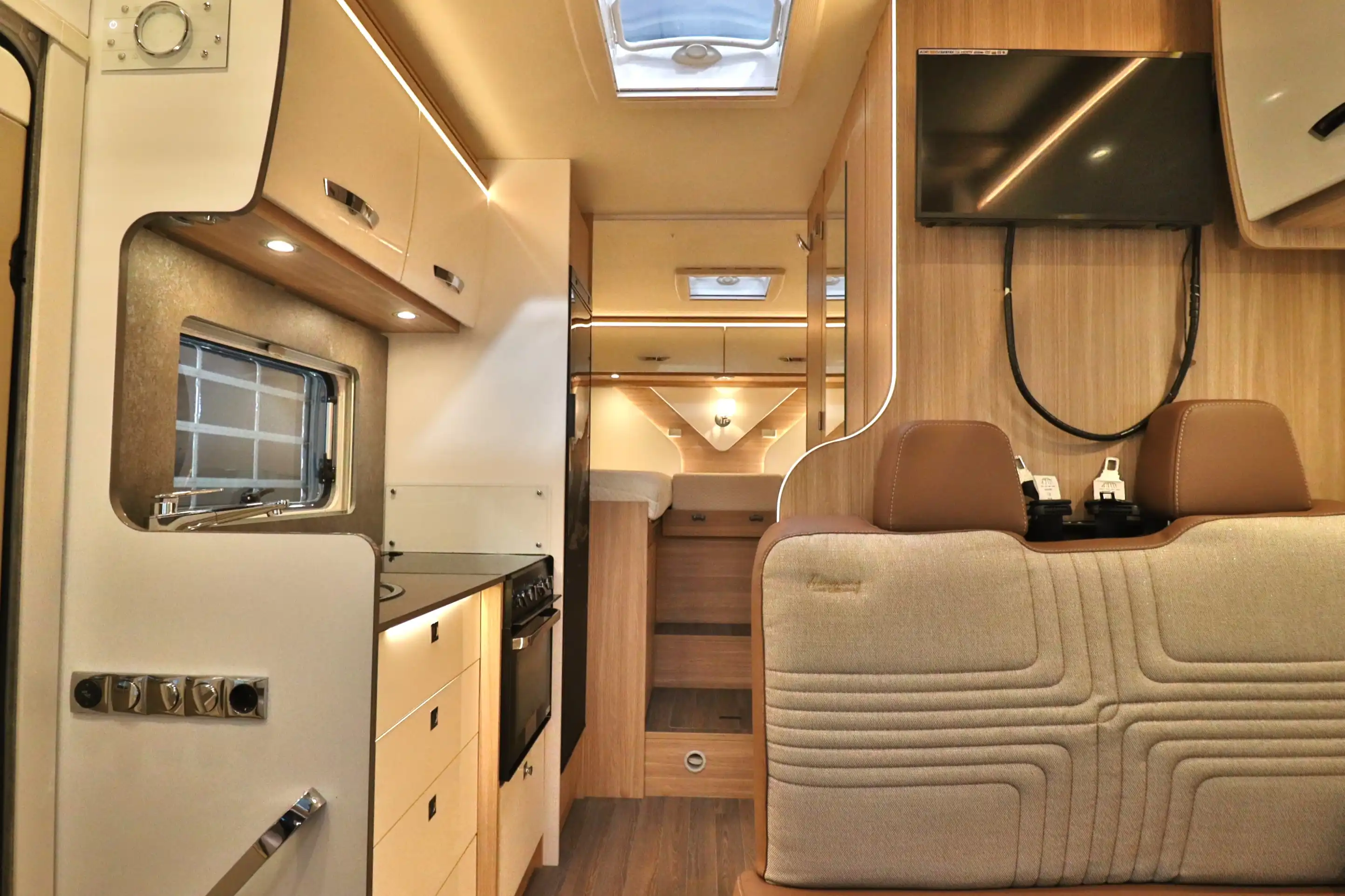 BUERSTNER M 690 Harmony-Line Freistatt Edition